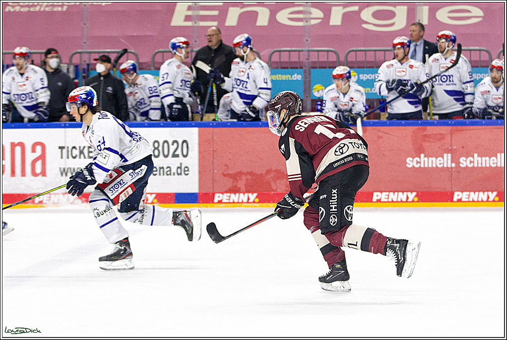 PENNY DEL;  Koelner Haie - Schwenninger Wild Wings; Koeln, 21.03.2021